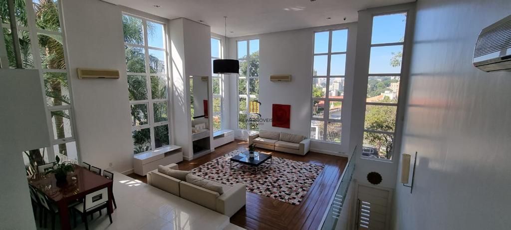 Casa com 3 suítes e piscina no Boa Vista