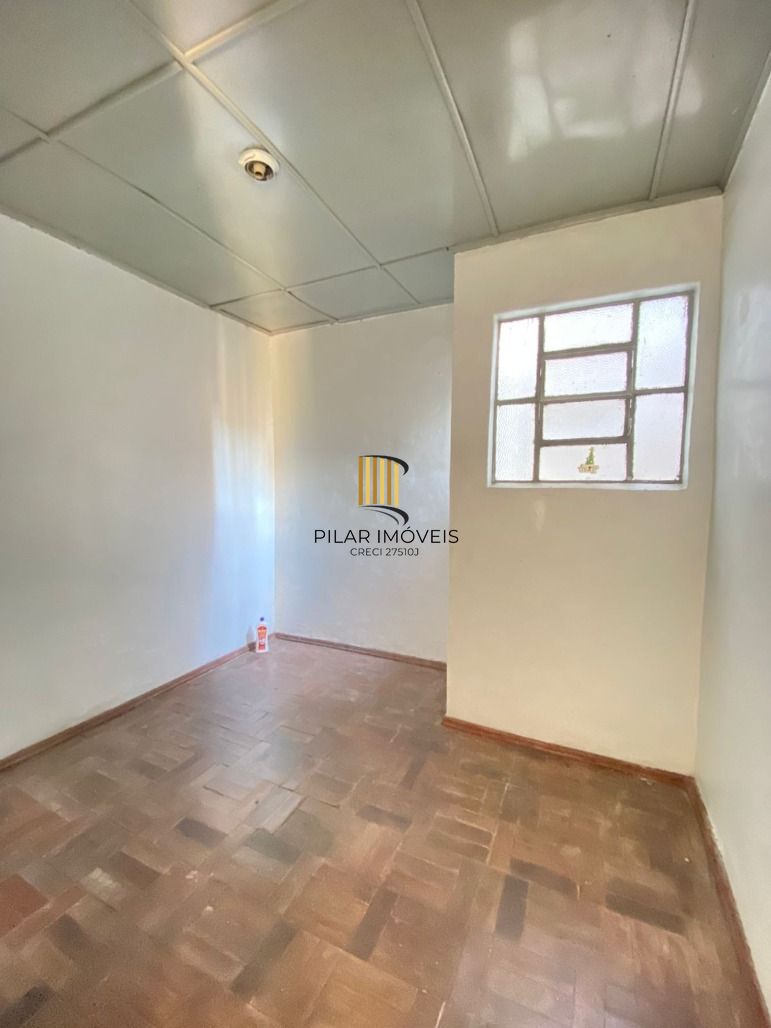 Casa 4 dorm. + 4 vagas 238m² Morro Santana - Porto Alegre