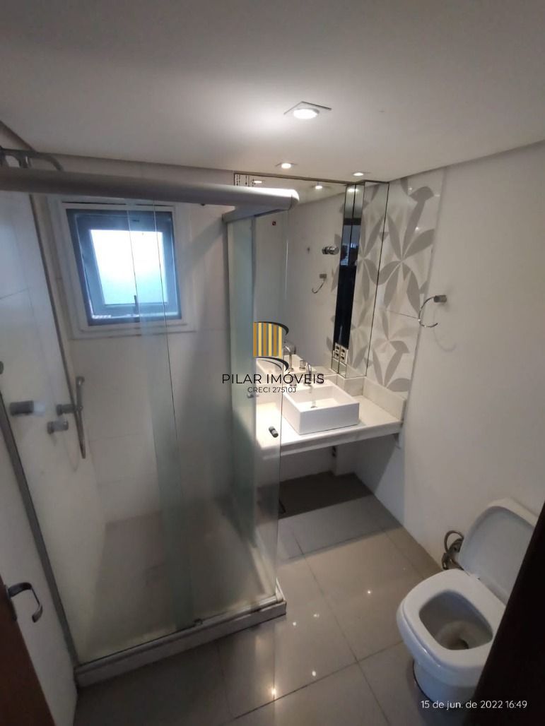 Casa 3 dorm. 1 Suíte + 3 vagas 223m² Cavalhada - Porto Alegre