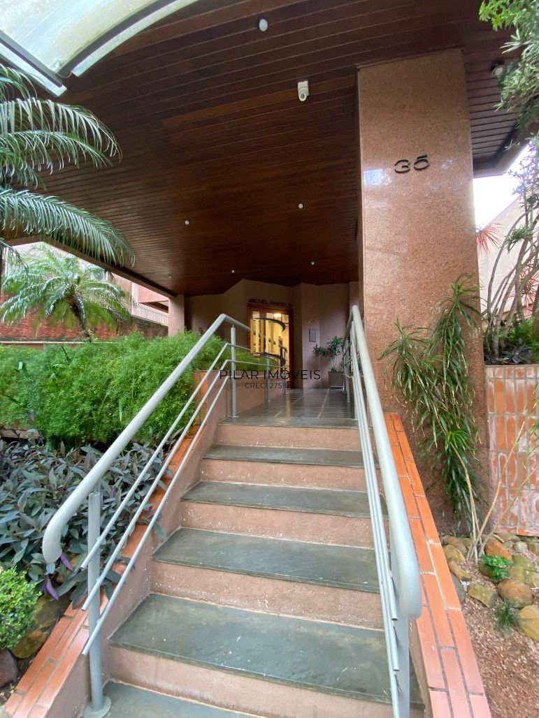 Cobertura 196m² 3 dorm. 1 Suíte + 2 vagas Petrópolis - Porto Alegre