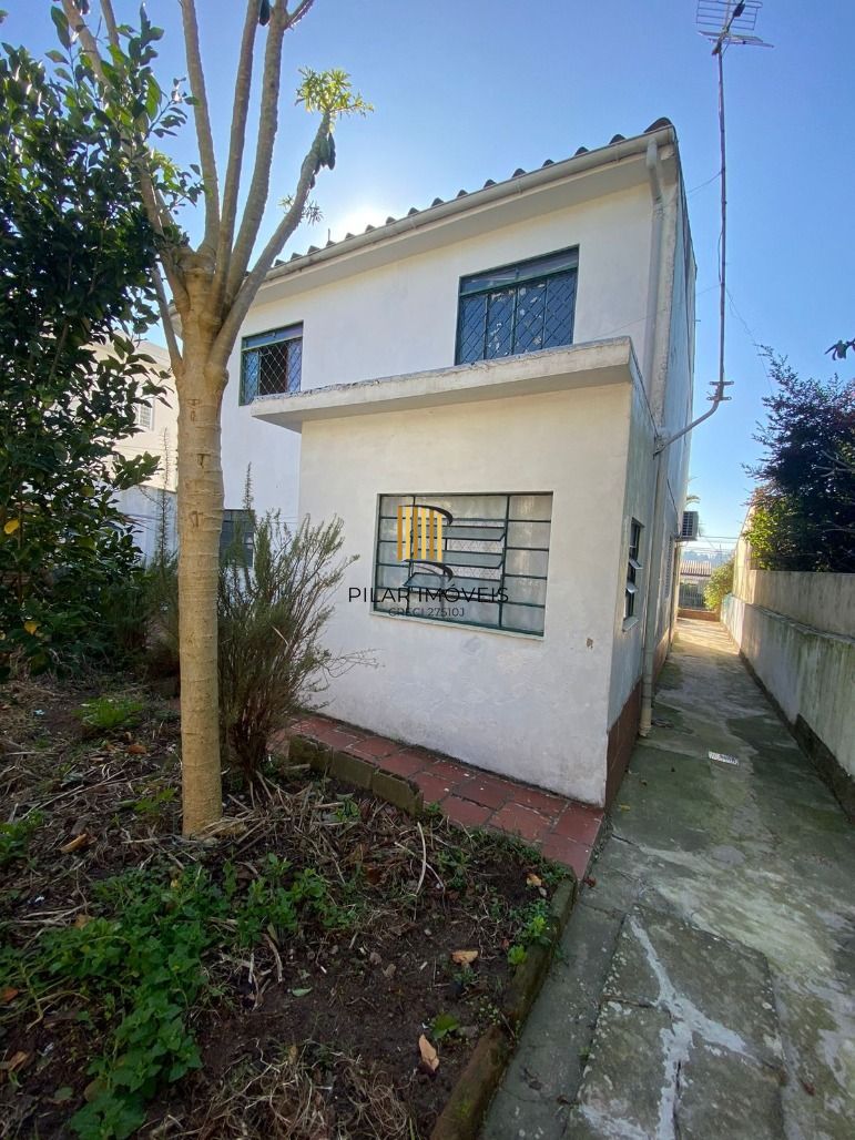 Casa 4 dorm. + 4 vagas 238m² Morro Santana - Porto Alegre