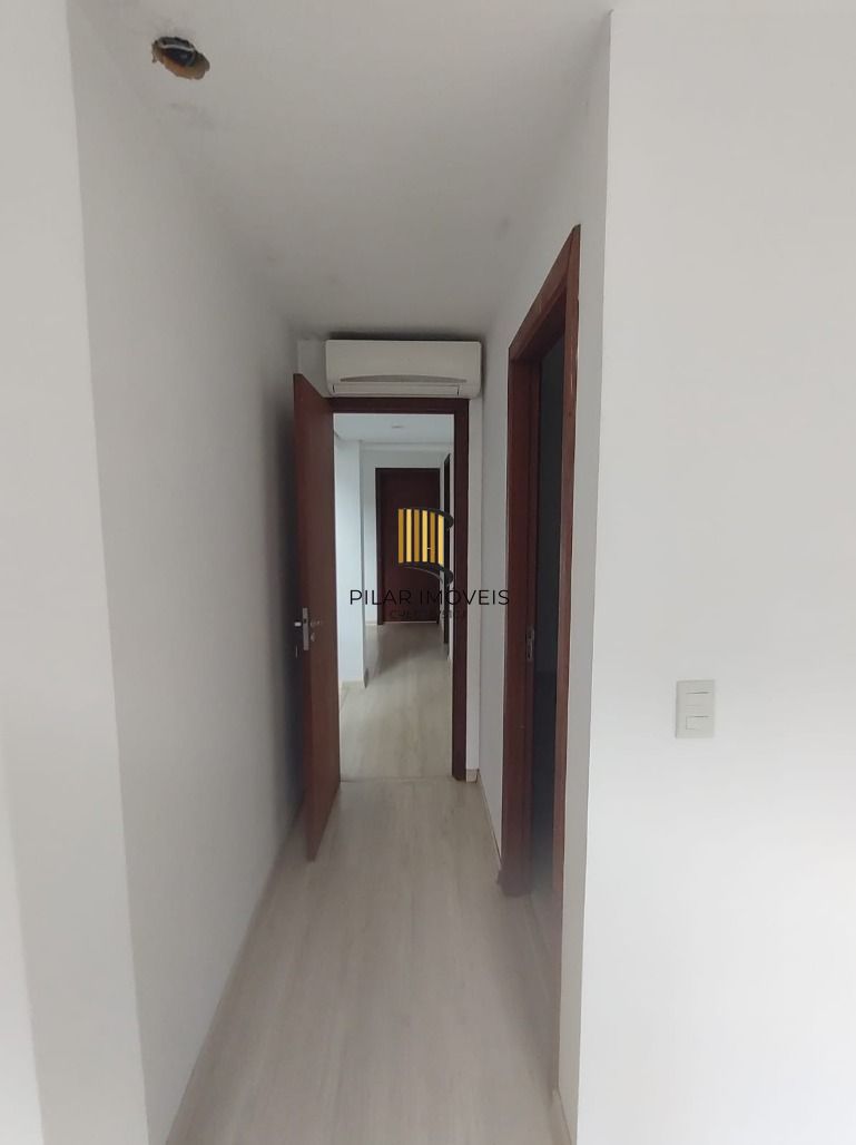 Casa 3 dorm. 1 Suíte + 3 vagas 223m² Cavalhada - Porto Alegre