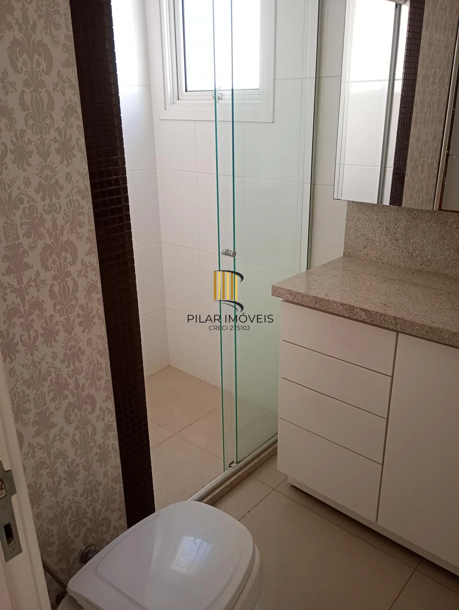 Apartamento 3 quartos, 1 suíte a uma quadra da Plínio