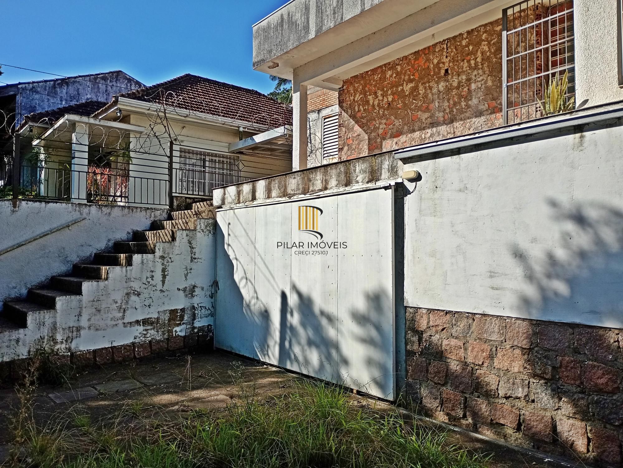 Casa com 3 suítes próxima ao Iguatemi e Parque Germânia