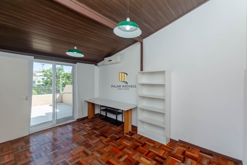 Cobertura 143m² 3 dorm. + vaga Medianeira - Porto Alegre