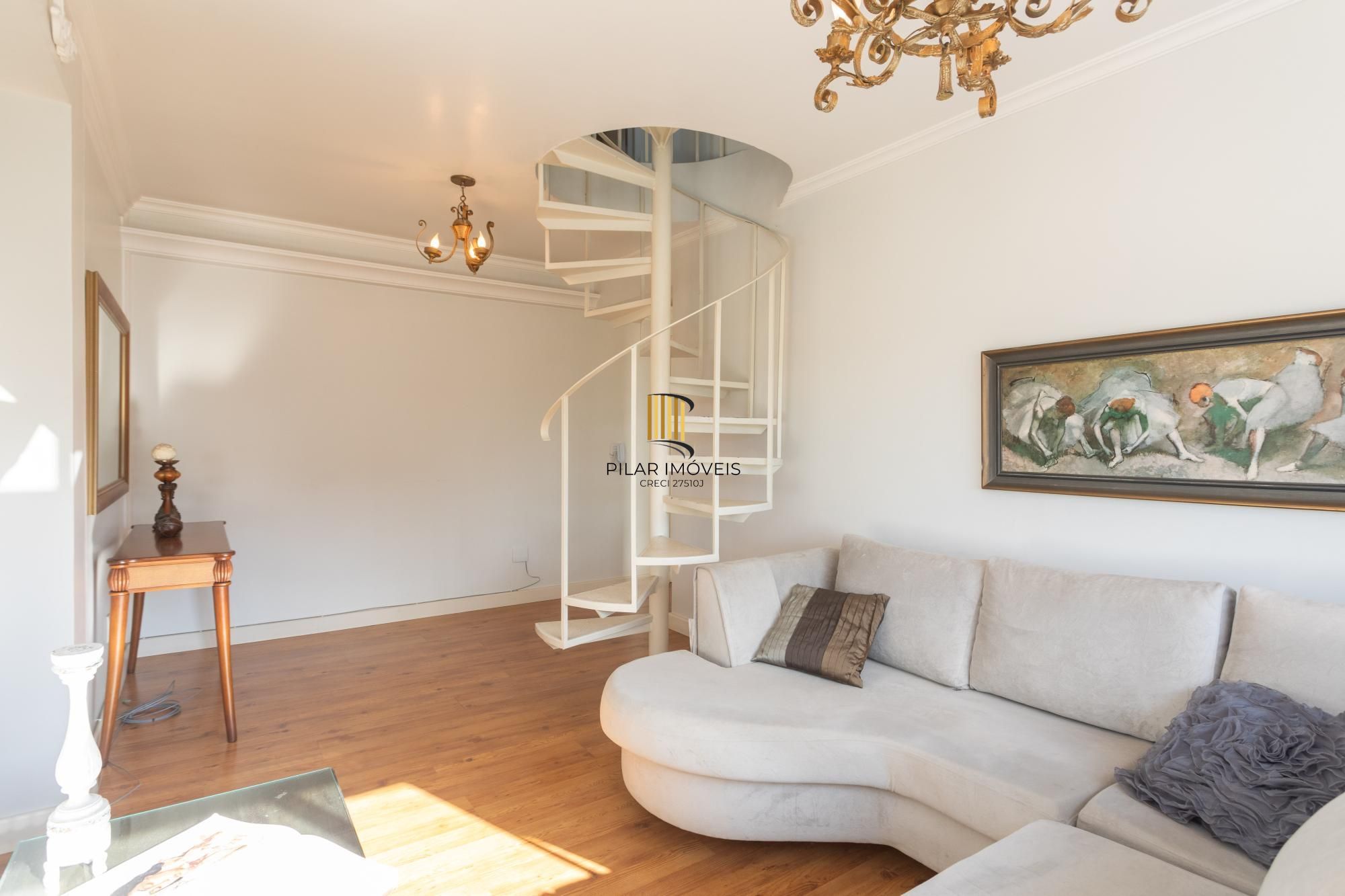 Cobertura - duplex à venda em Medianeira com 142m² 2 suítes, 1 vagas