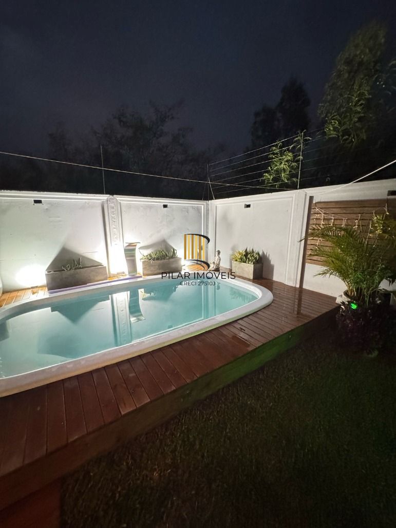 Casa de Condomínio 3 dormitórios no bairro Hípica