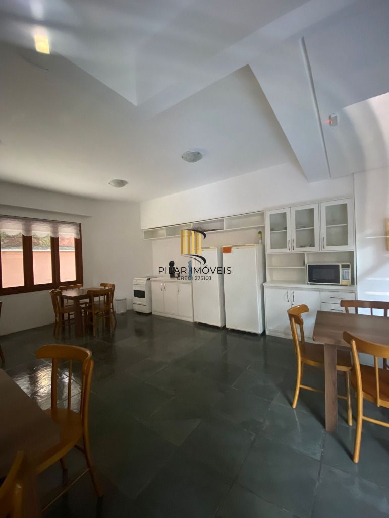 Cobertura 196m² 3 dorm. 1 Suíte + 2 vagas Petrópolis - Porto Alegre