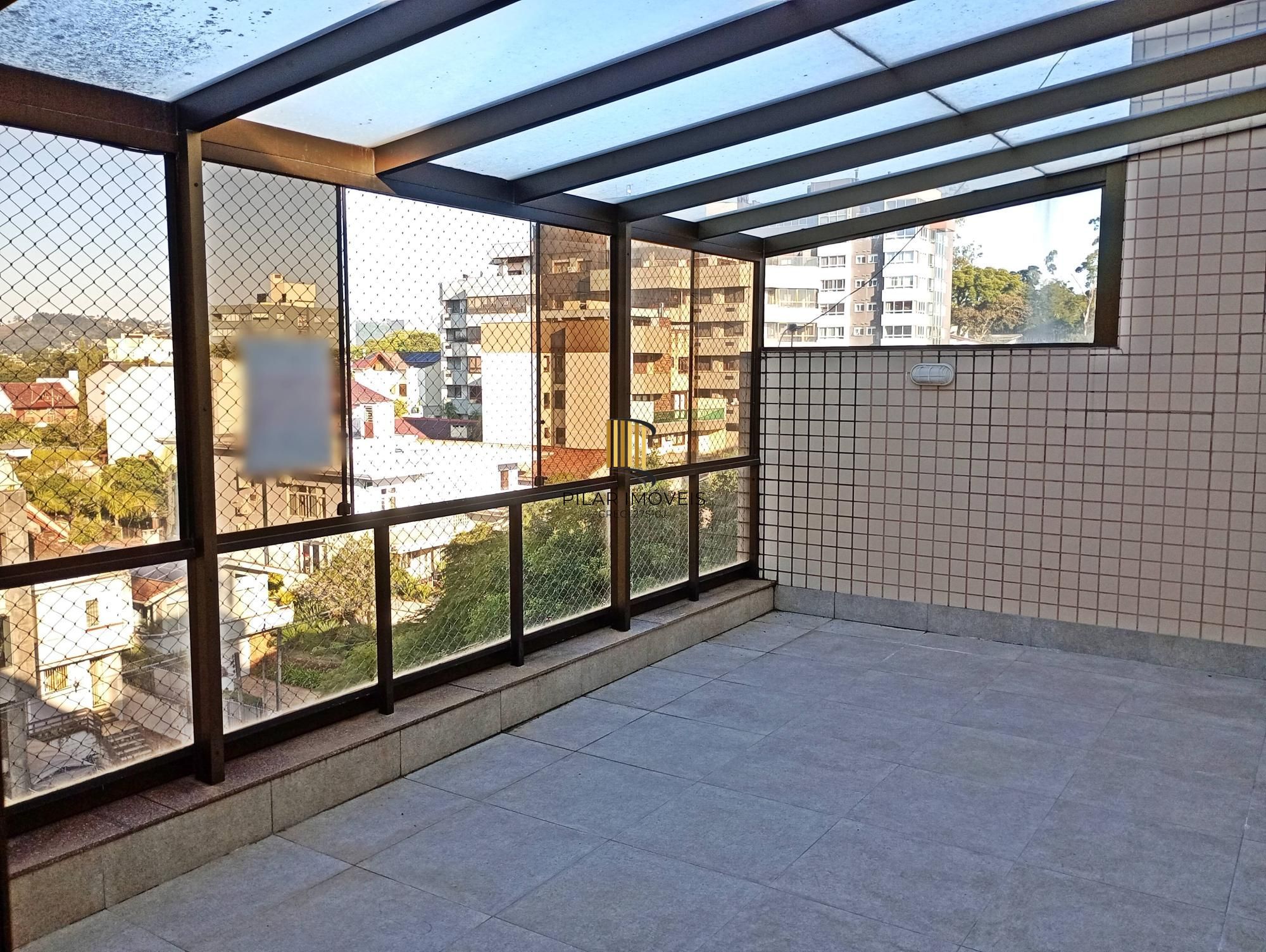 Cobertura com vista para o Guaíba, suíte e 2 vagas