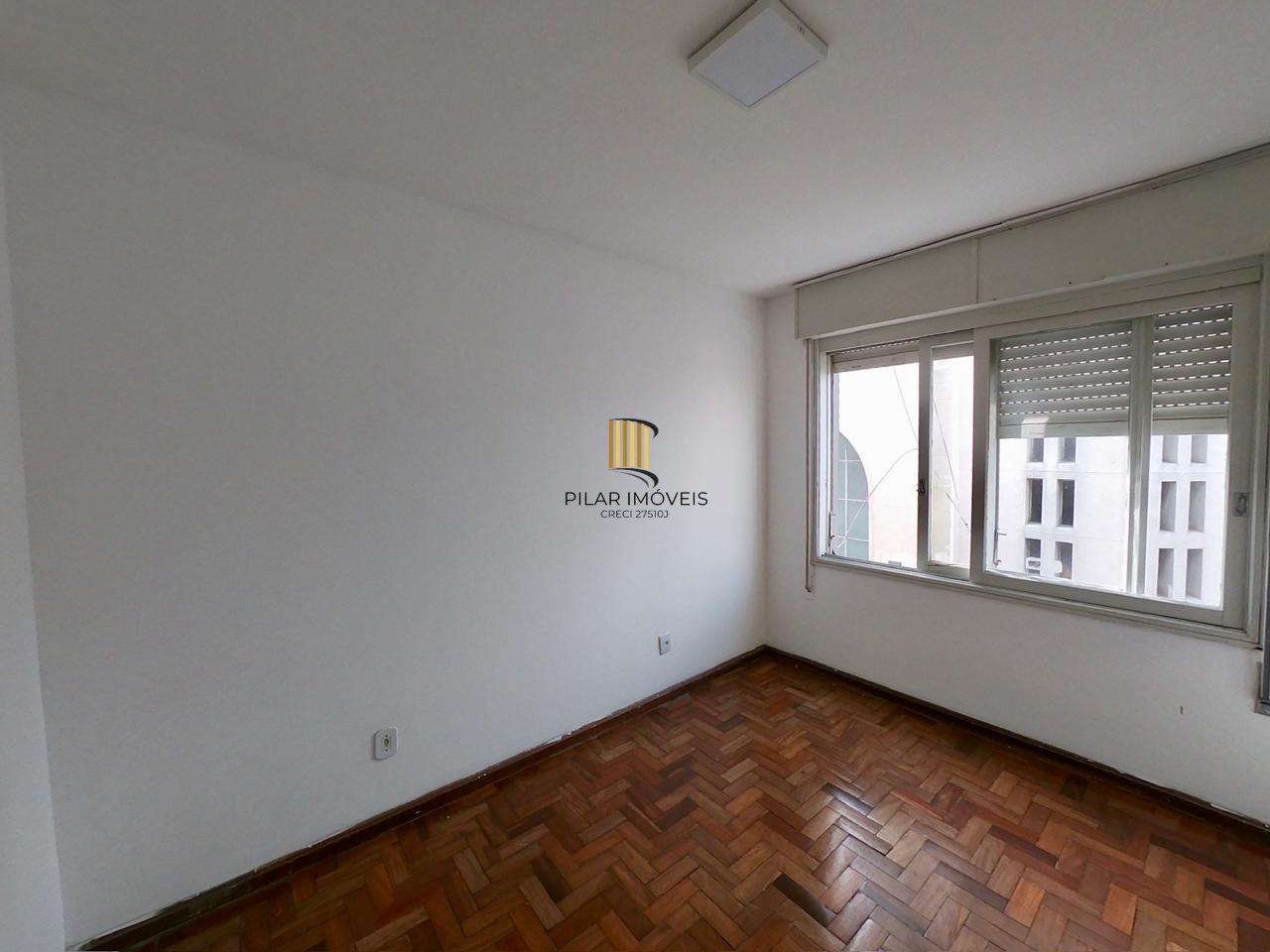 More na Cidade Baixa, a poucos passos da Redenção