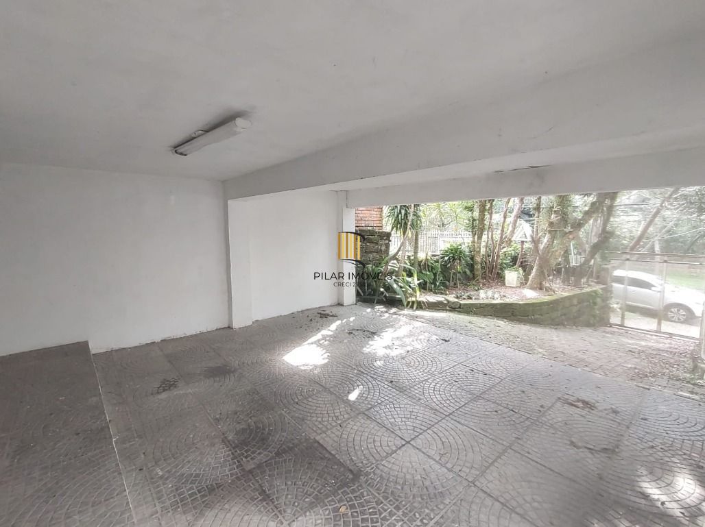 Casa 3 dorm. 1 Suíte + 3 vagas 223m² Cavalhada - Porto Alegre