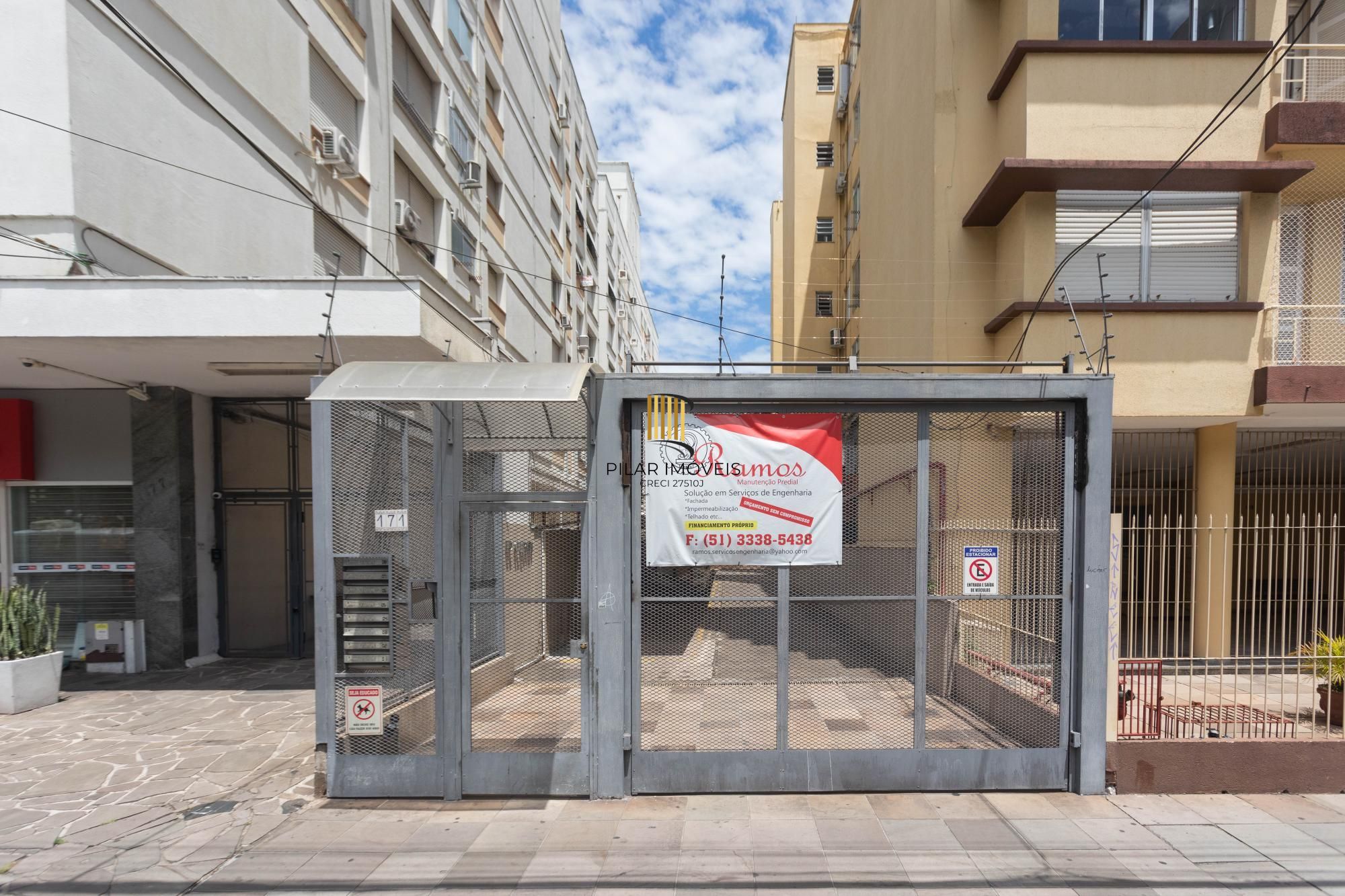 Apartamento 3 Dormitórios com Suíte e Garagem na Cidade Baixa – Próximo à Redenção