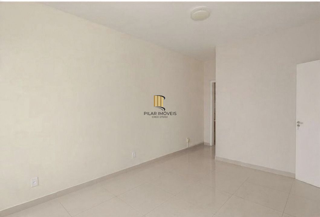 Sala Comercial Reformada no Centro Histórico | 46m² | Portaria 24h