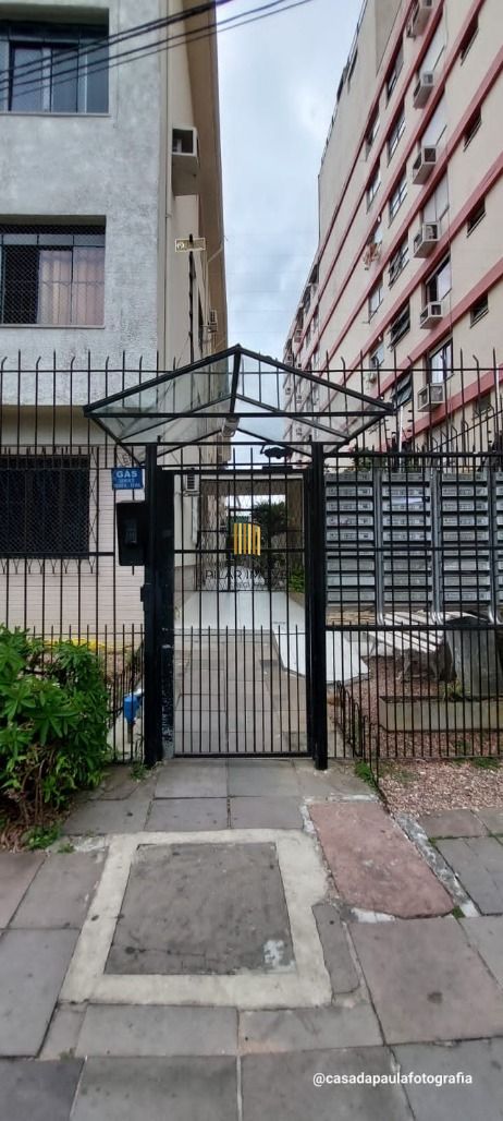 Oportunidade Única! JK Térreo com Pátio na Cidade Baixa!