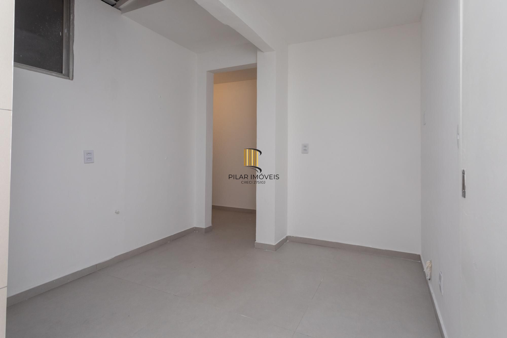 Apartamento Garden de dois dormitório Reformado passos da Redenção.