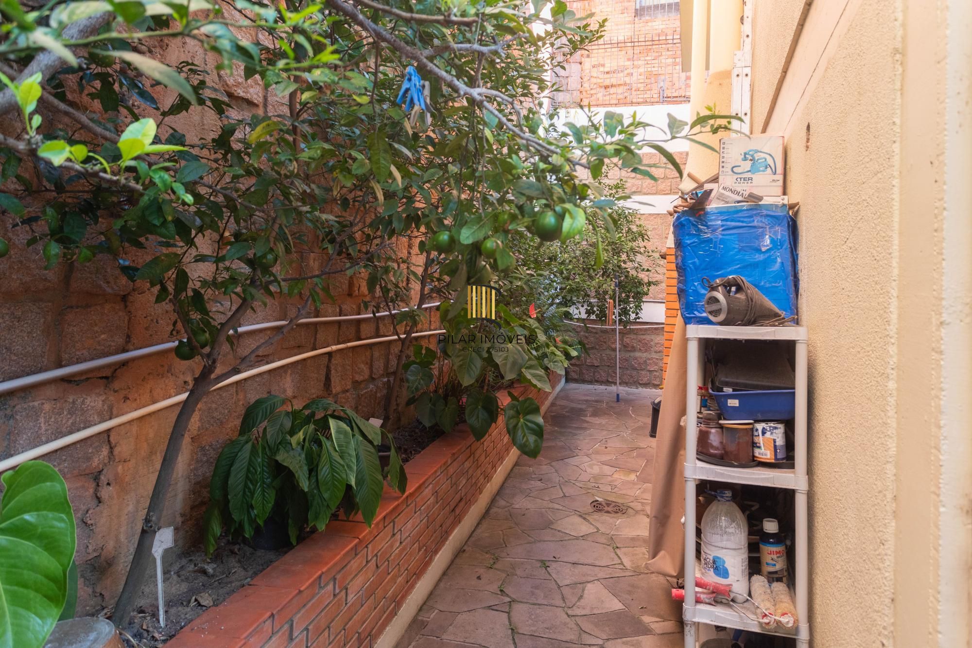 Casa à venda no bairro Chácara das Pedras