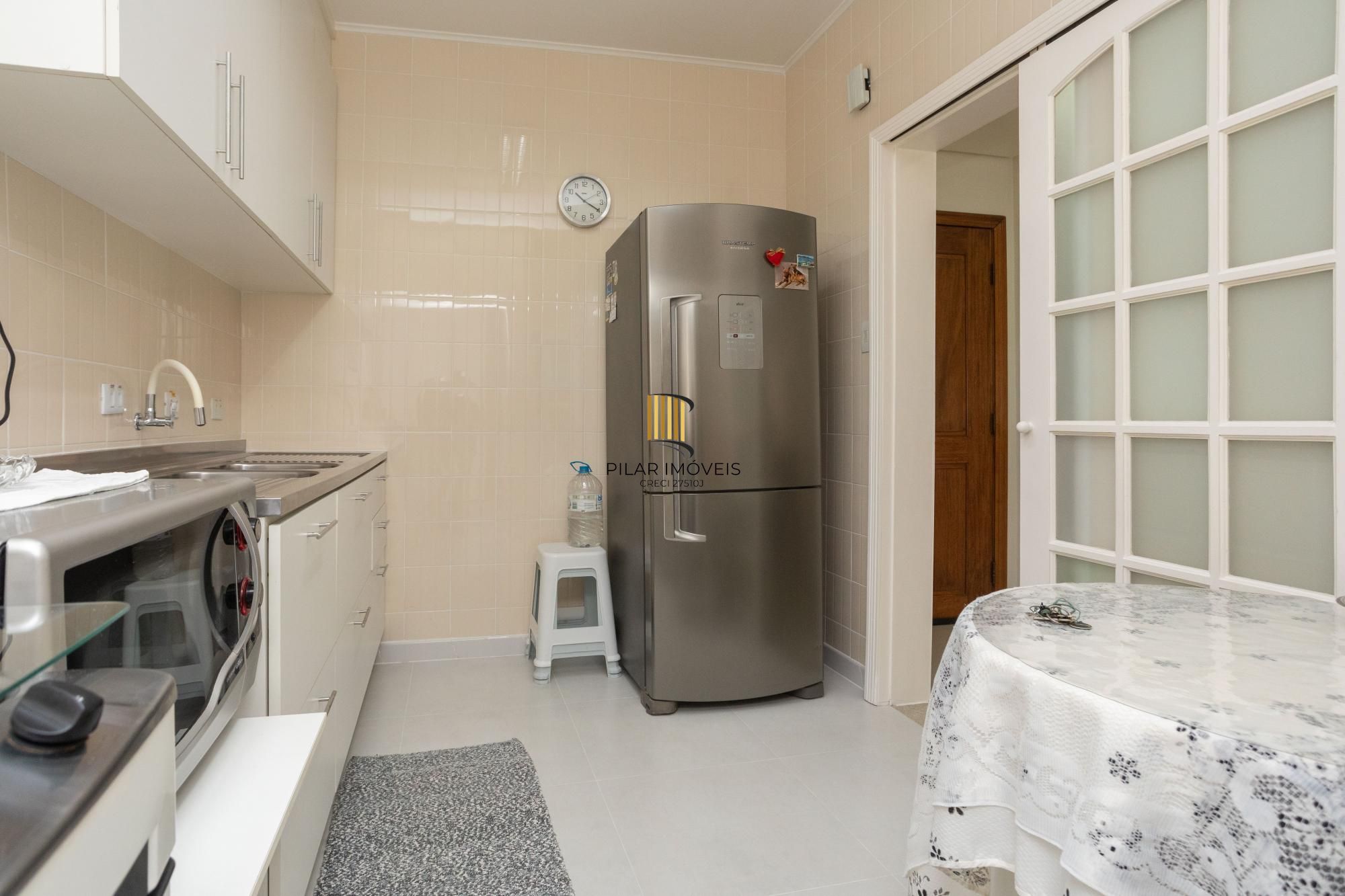 Garden espaçoso com 4 quartos no Menino Deus