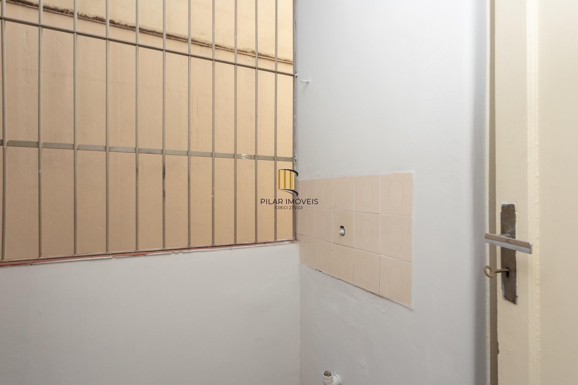 Apartamento à Venda – 74m² | 2 Dormitórios | Menino Deus – Porto Alegre/RS