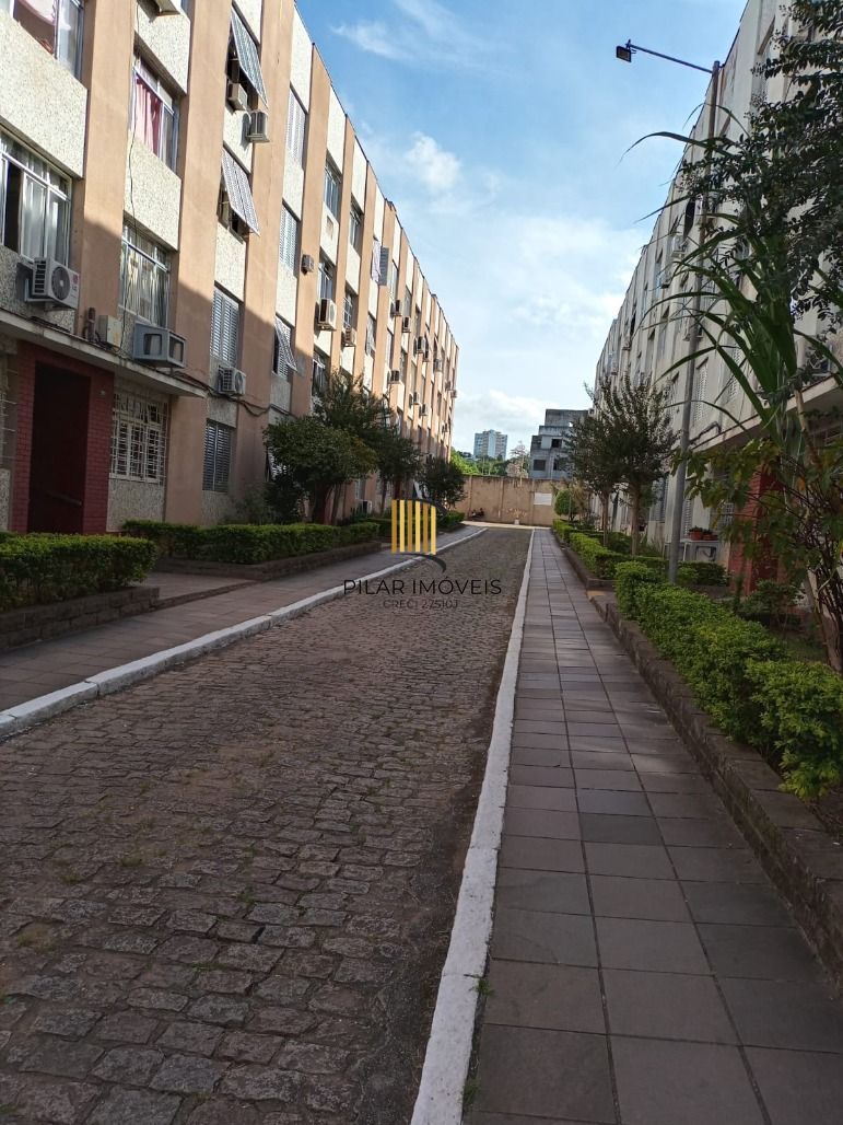 Apartamento 2 dorm. + vaga 53m² Medianeira - Porto Alegre