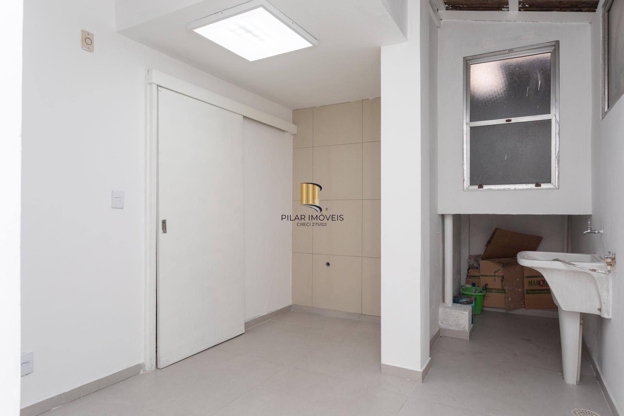 Apartamento Garden de dois dormitório Reformado passos da Redenção.