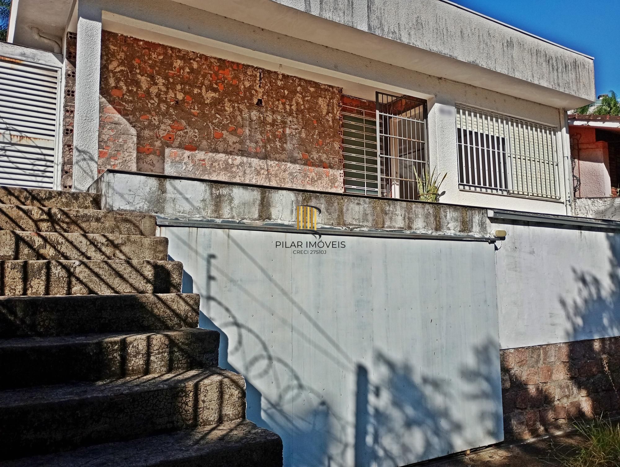 Casa com 3 suítes próxima ao Iguatemi e Parque Germânia