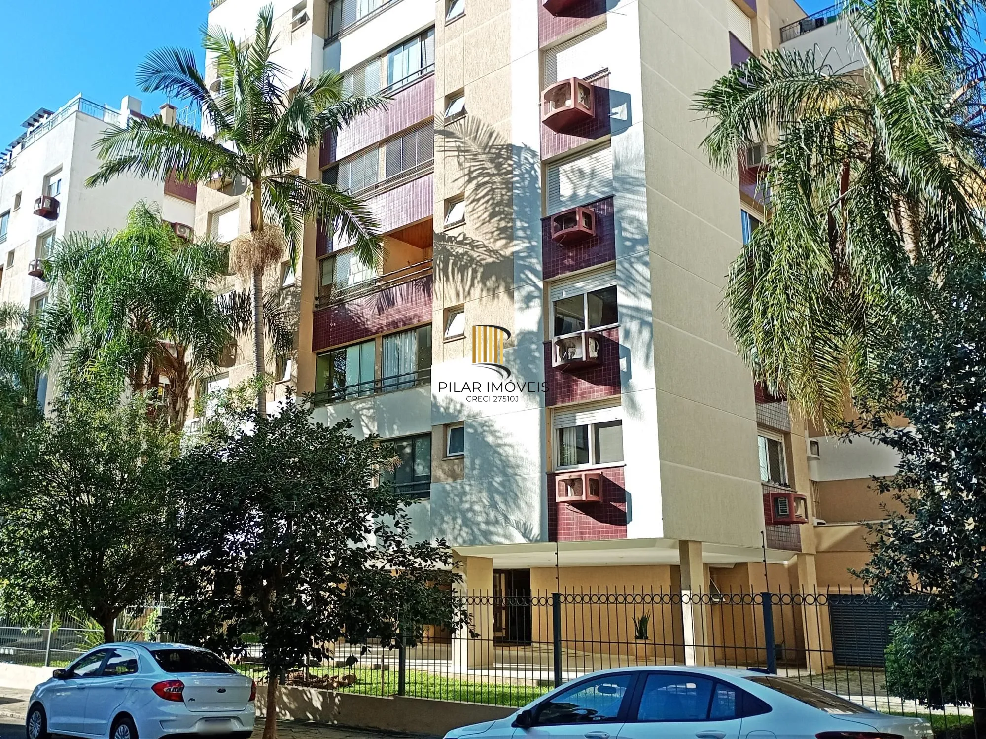 Apartamento 3 quartos, 1 suíte a uma quadra da Plínio