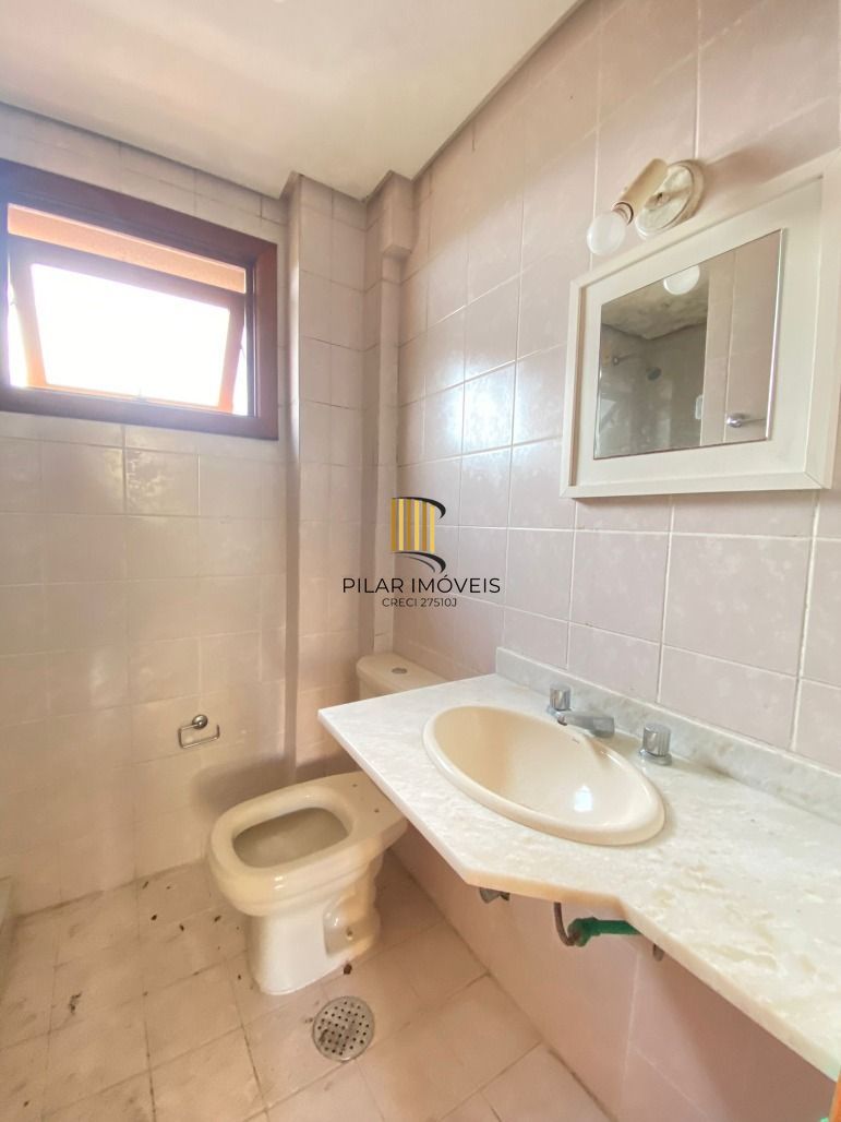 Cobertura 196m² 3 dorm. 1 Suíte + 2 vagas Petrópolis - Porto Alegre