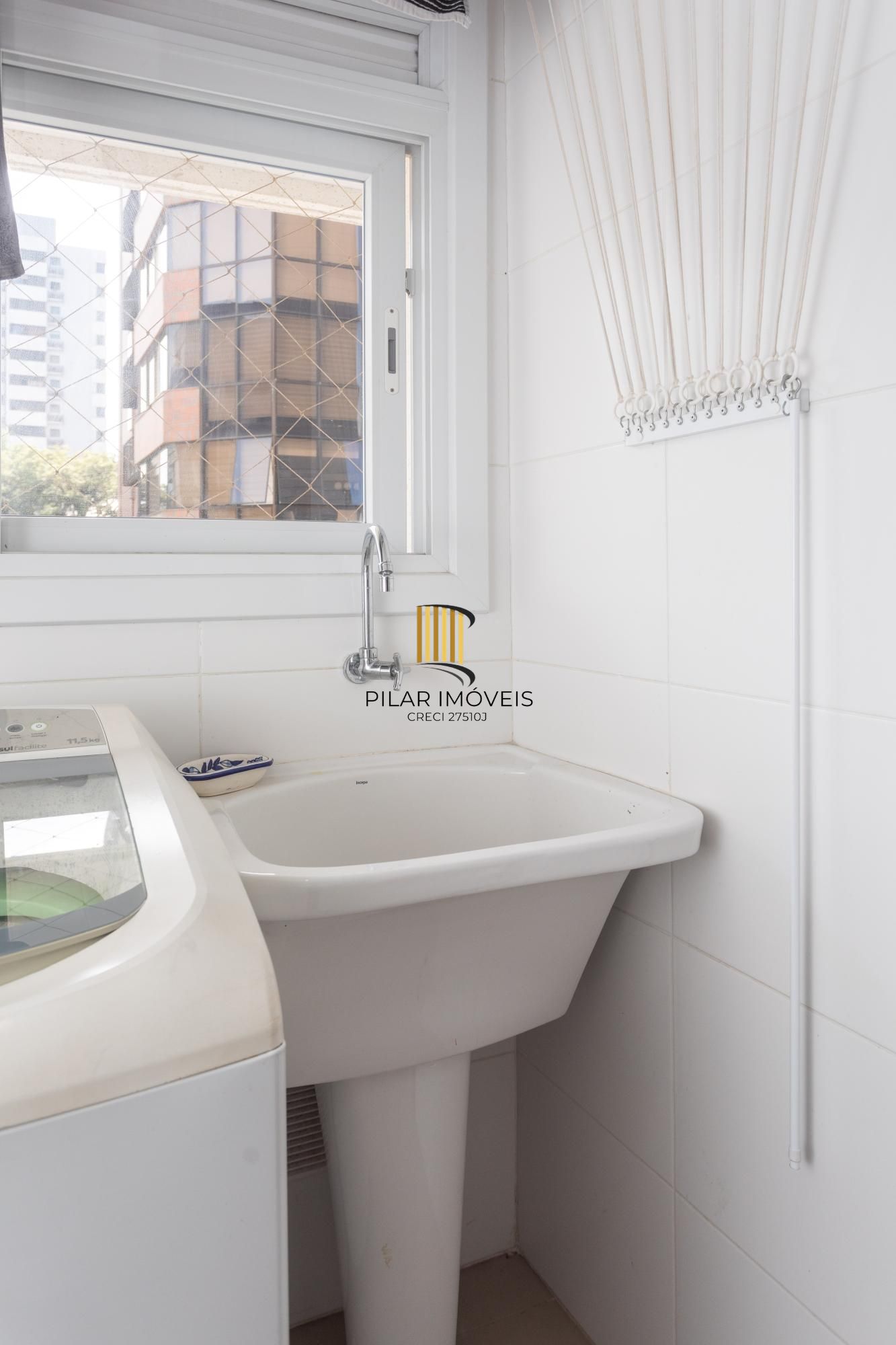 Apartamento com 207 m2 no Rio Branco com 3 vagas