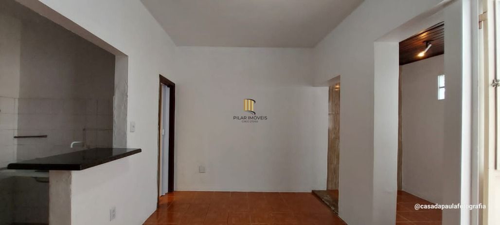 Oportunidade Única! JK Térreo com Pátio na Cidade Baixa!