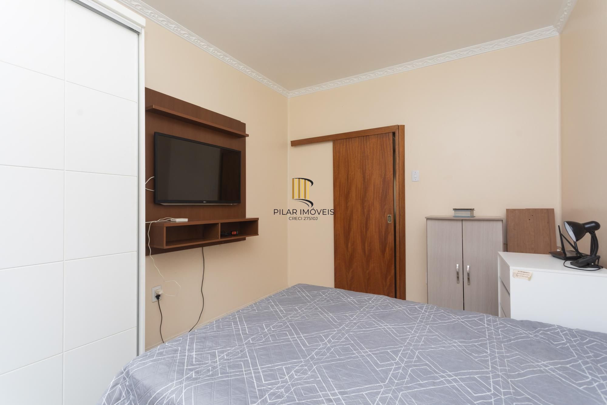 Apartamento 3 Dormitórios com Suíte e Garagem na Cidade Baixa – Próximo à Redenção