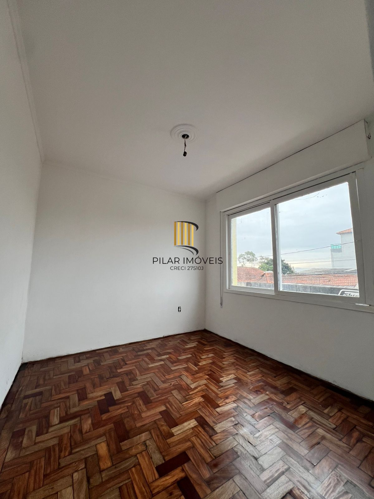 Apartamento 1 dormitório, 1 banheiro desocupado