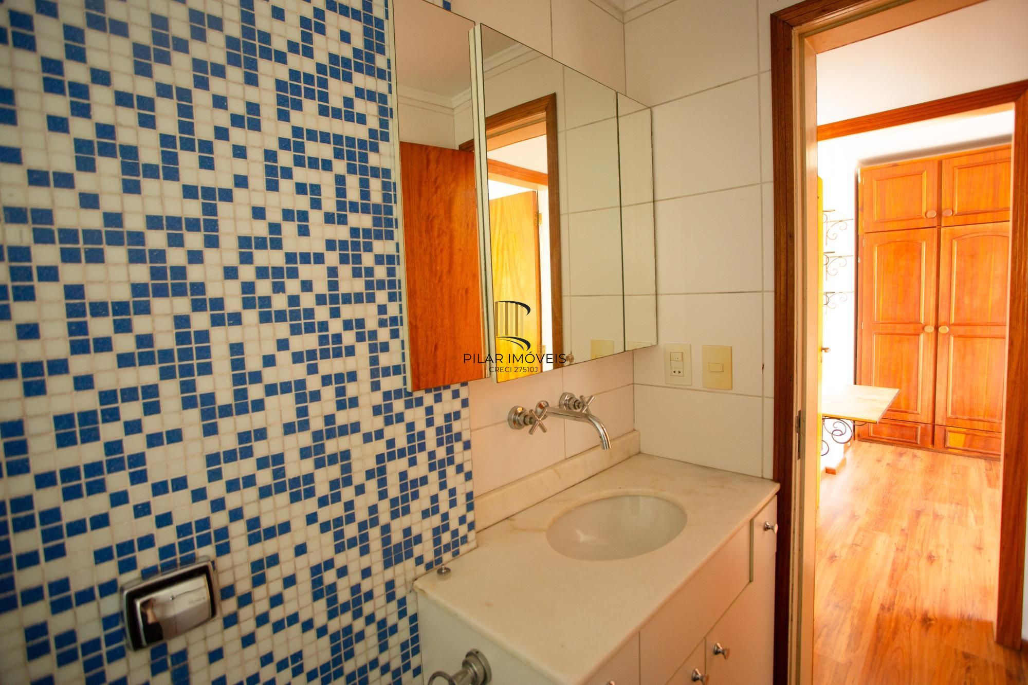 Apartamento 2 dormitórios no bairro Cidade Baixa