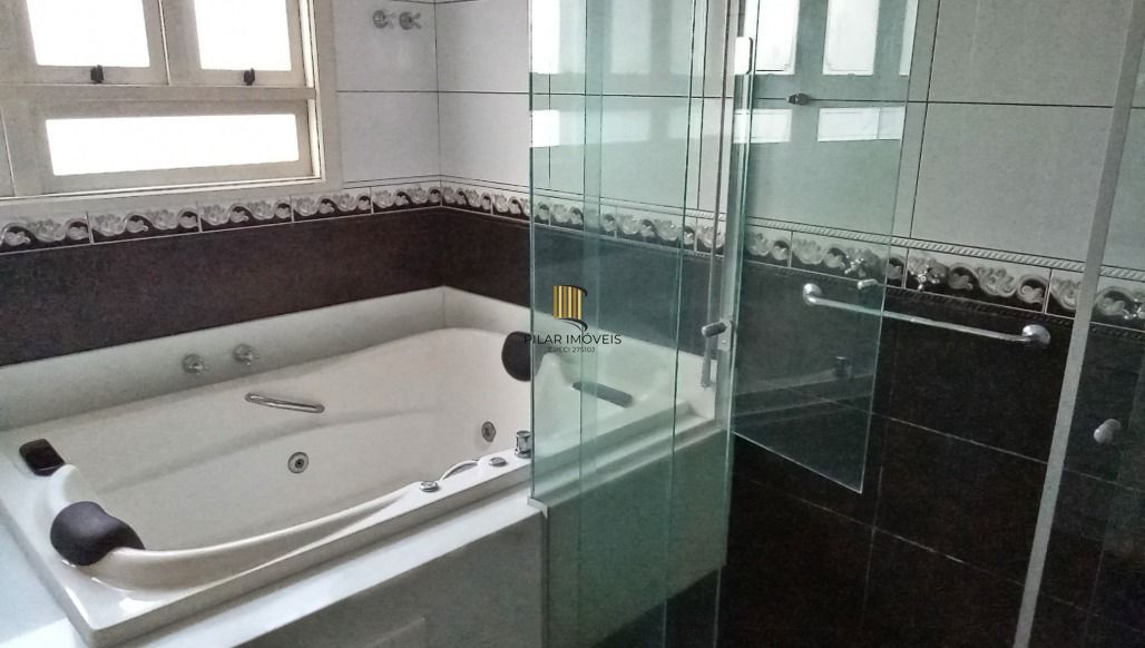 Casa de Condomínio 3 dormitórios no bairro São Lucas