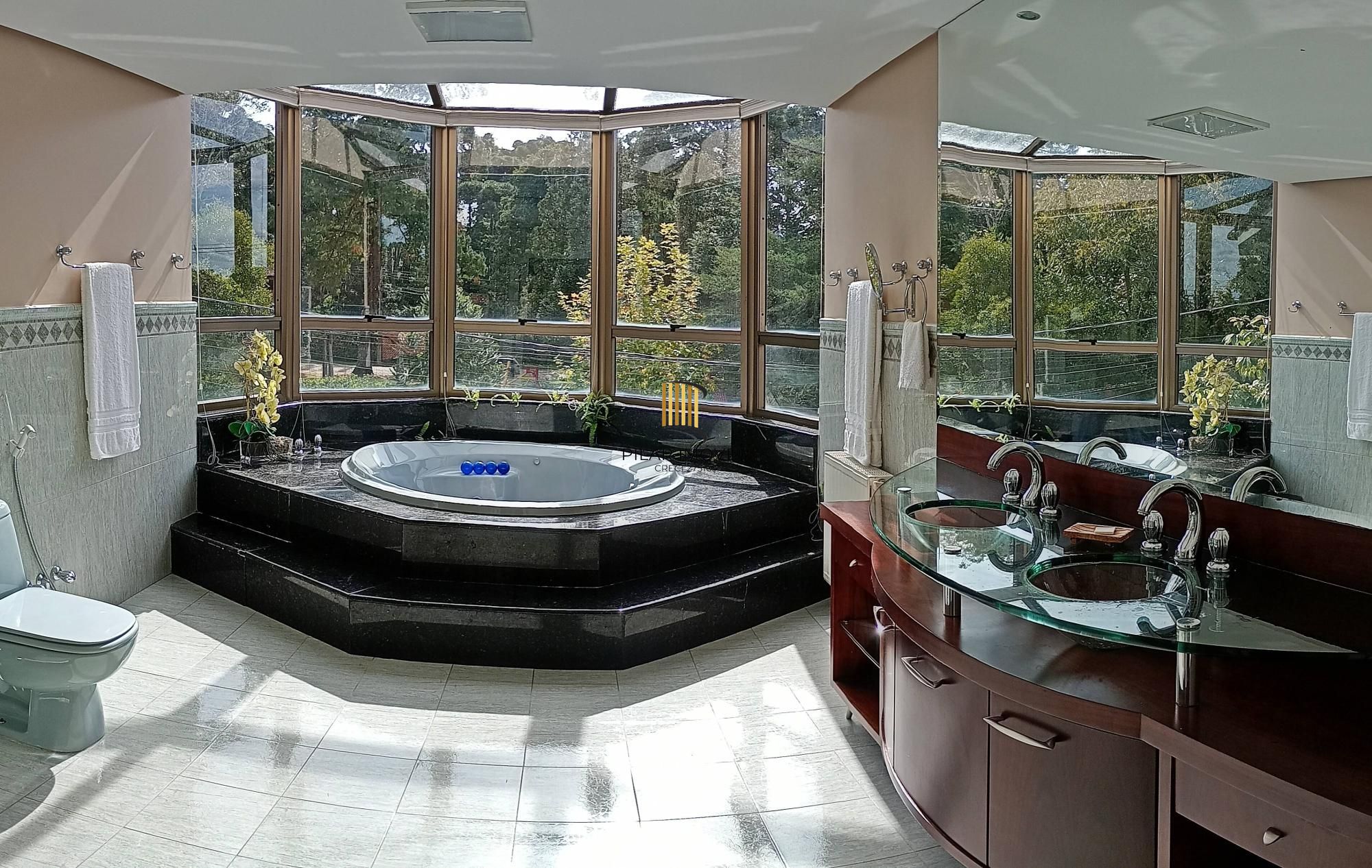 Casa em Canela, Alto Padrão, Mobiliada 390m2