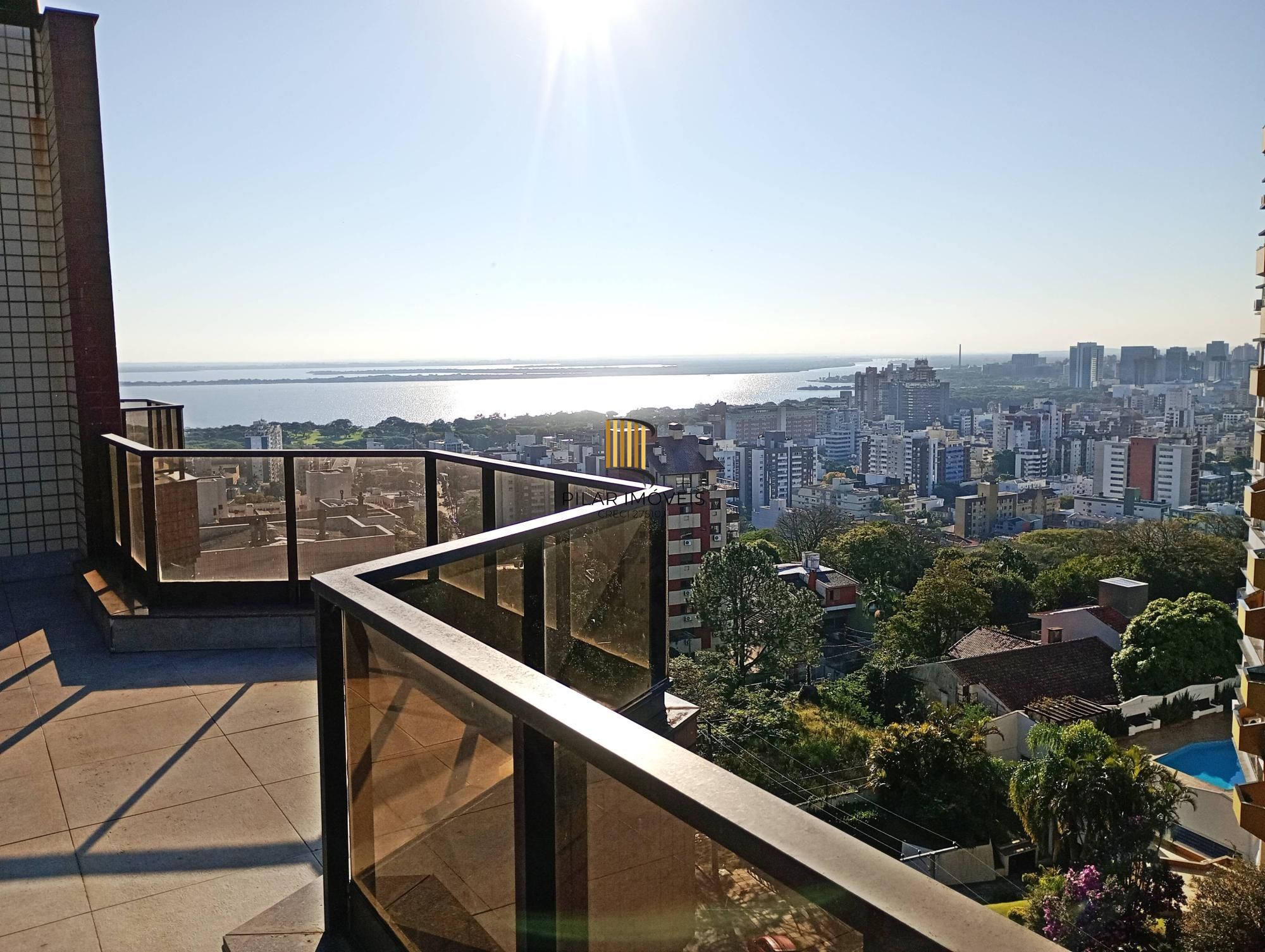 Cobertura com vista para o Guaíba, suíte e 2 vagas - Pilar Imóveis