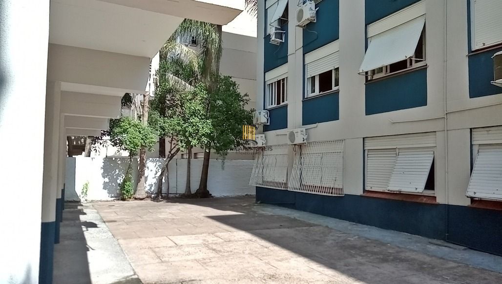 Apartamento 2 dormitórios no bairro Azenha