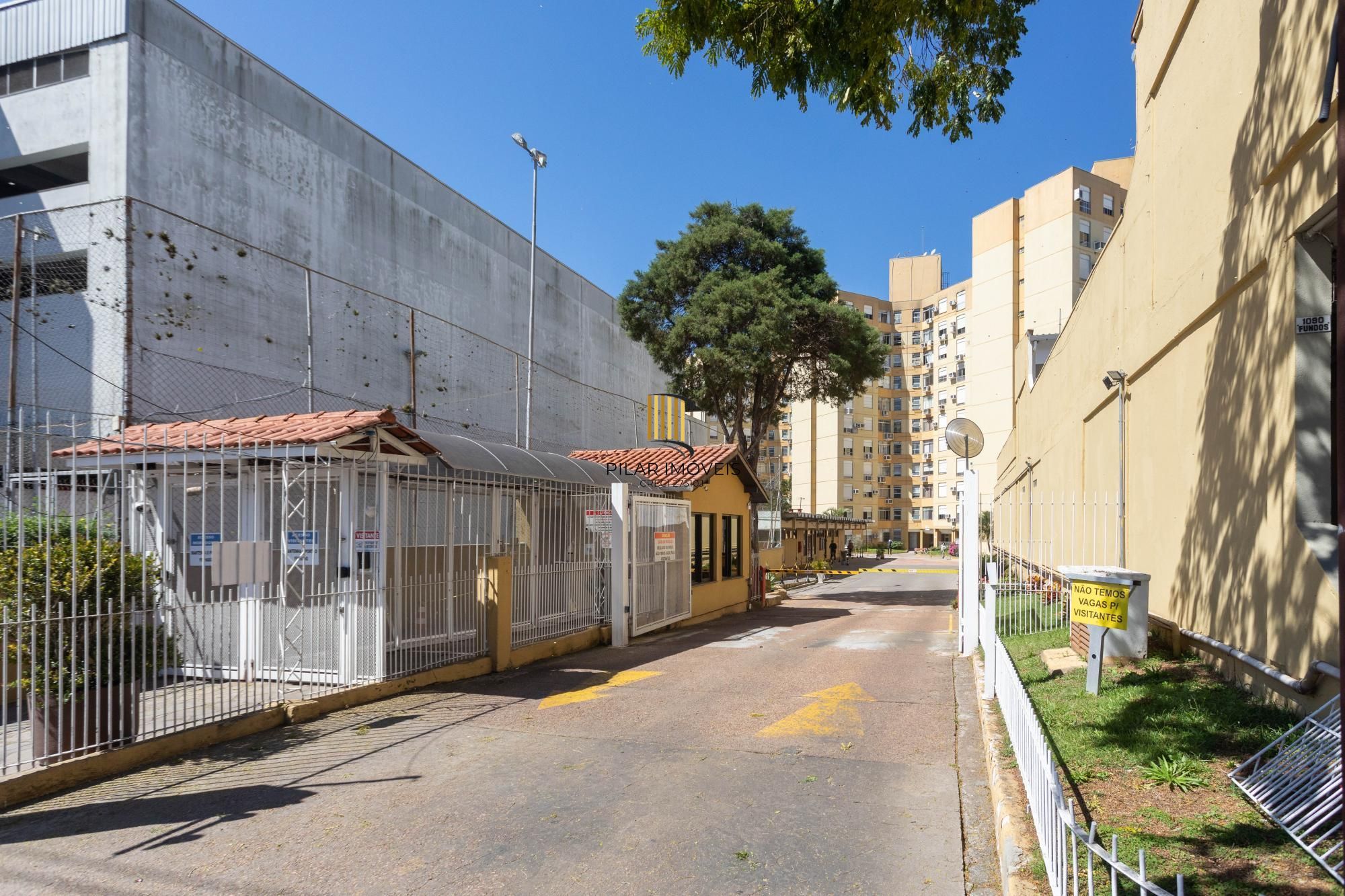 Apartamento 2 dormitórios | Andar alto | Portaria e Salão de Festas
