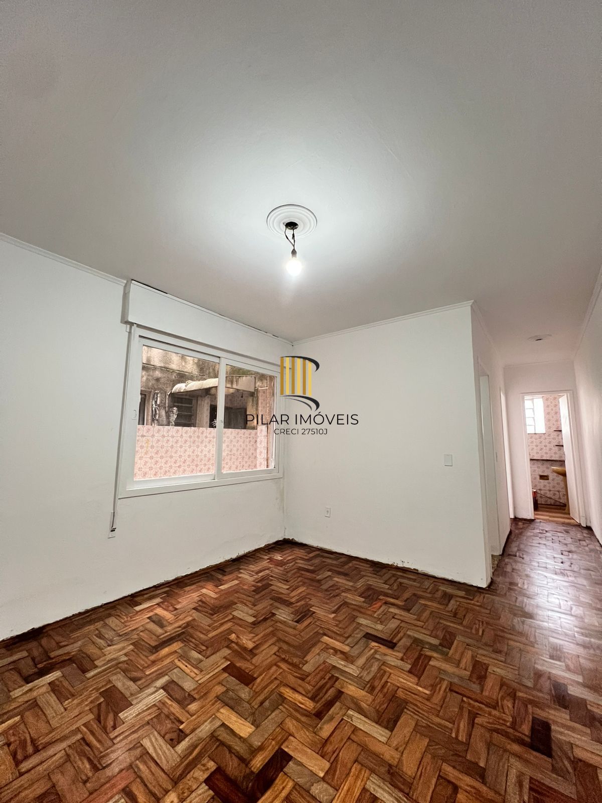 Apartamento 1 dormitório, 1 banheiro desocupado