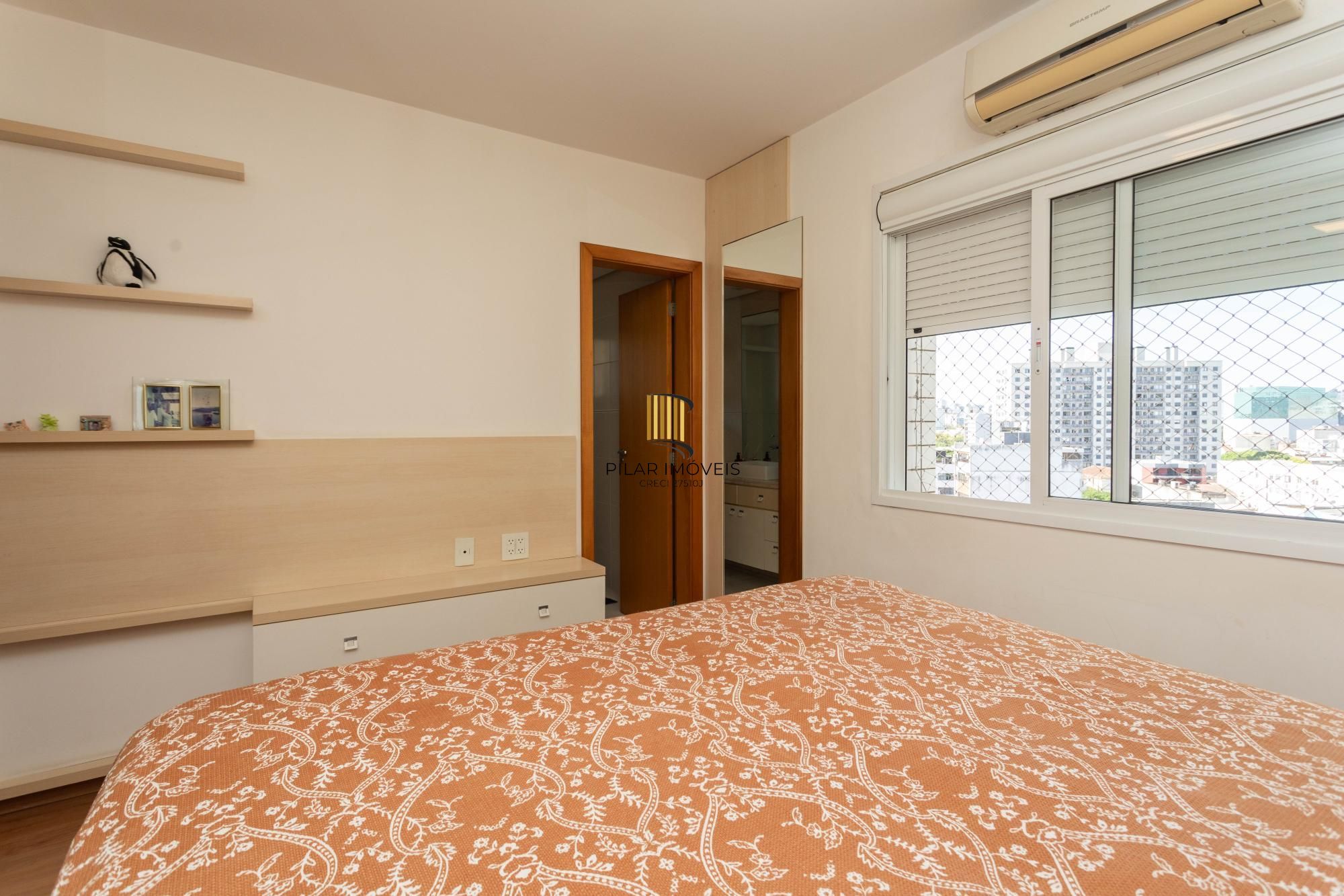 Apartamento com Suíte, 2 Vagas e Lazer de Clube
