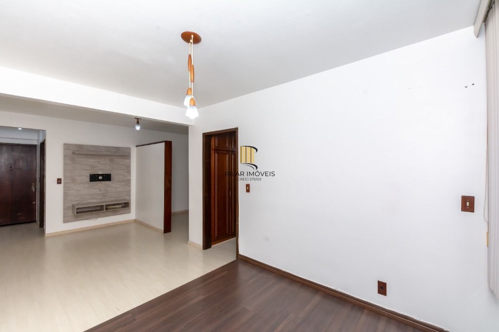 Apartamento 1 dorm. + 1 vaga 57m²  Centro Histórico - Porto Alegre