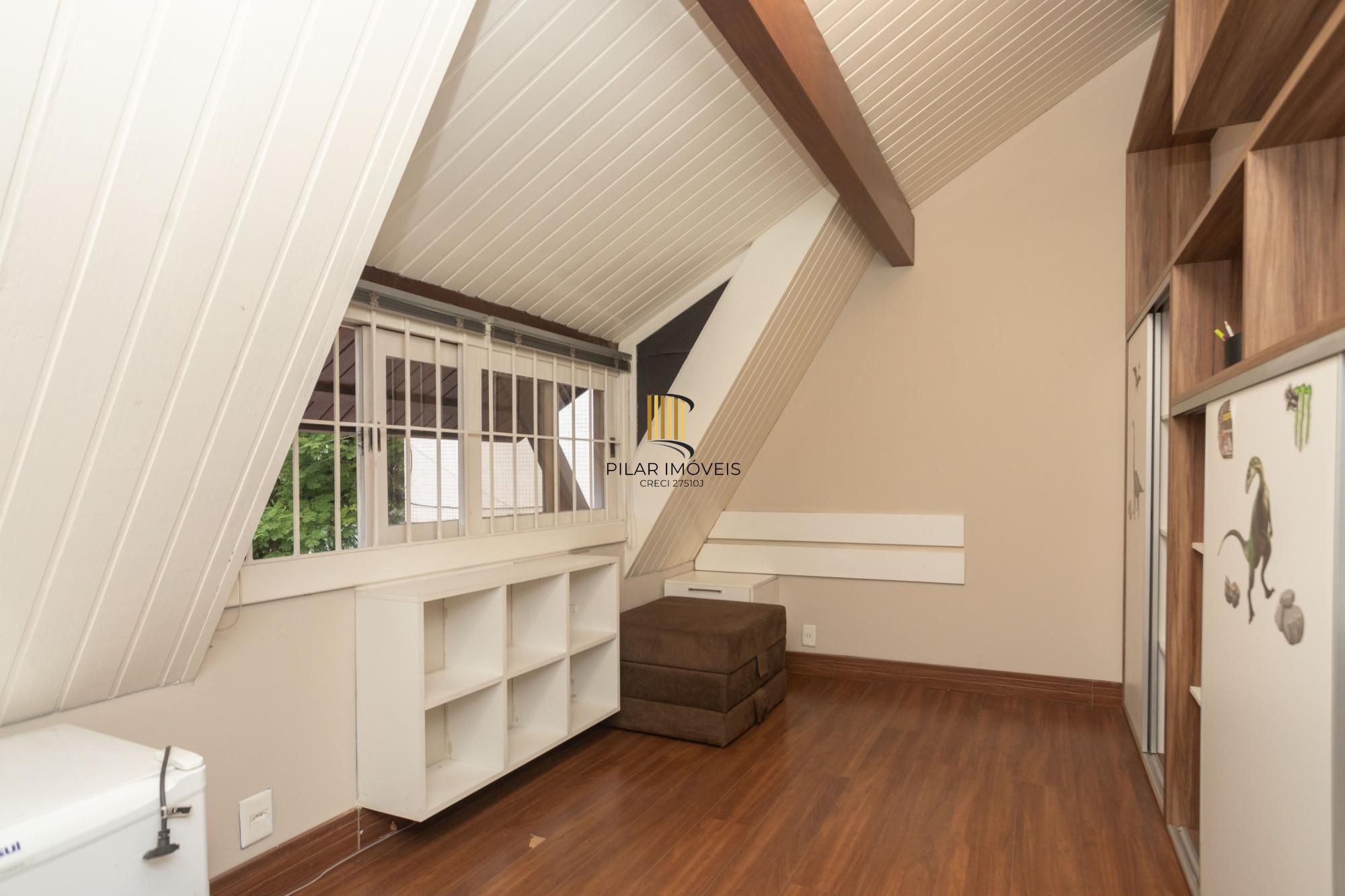 Casa com piscina no Chácara das Pedras