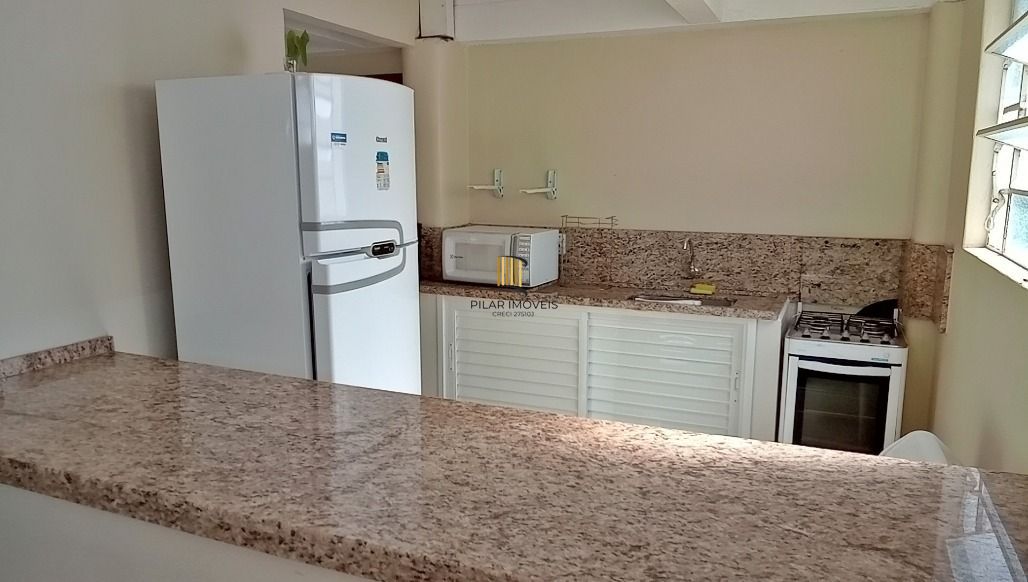 Apartamento 2 dormitórios no bairro Azenha