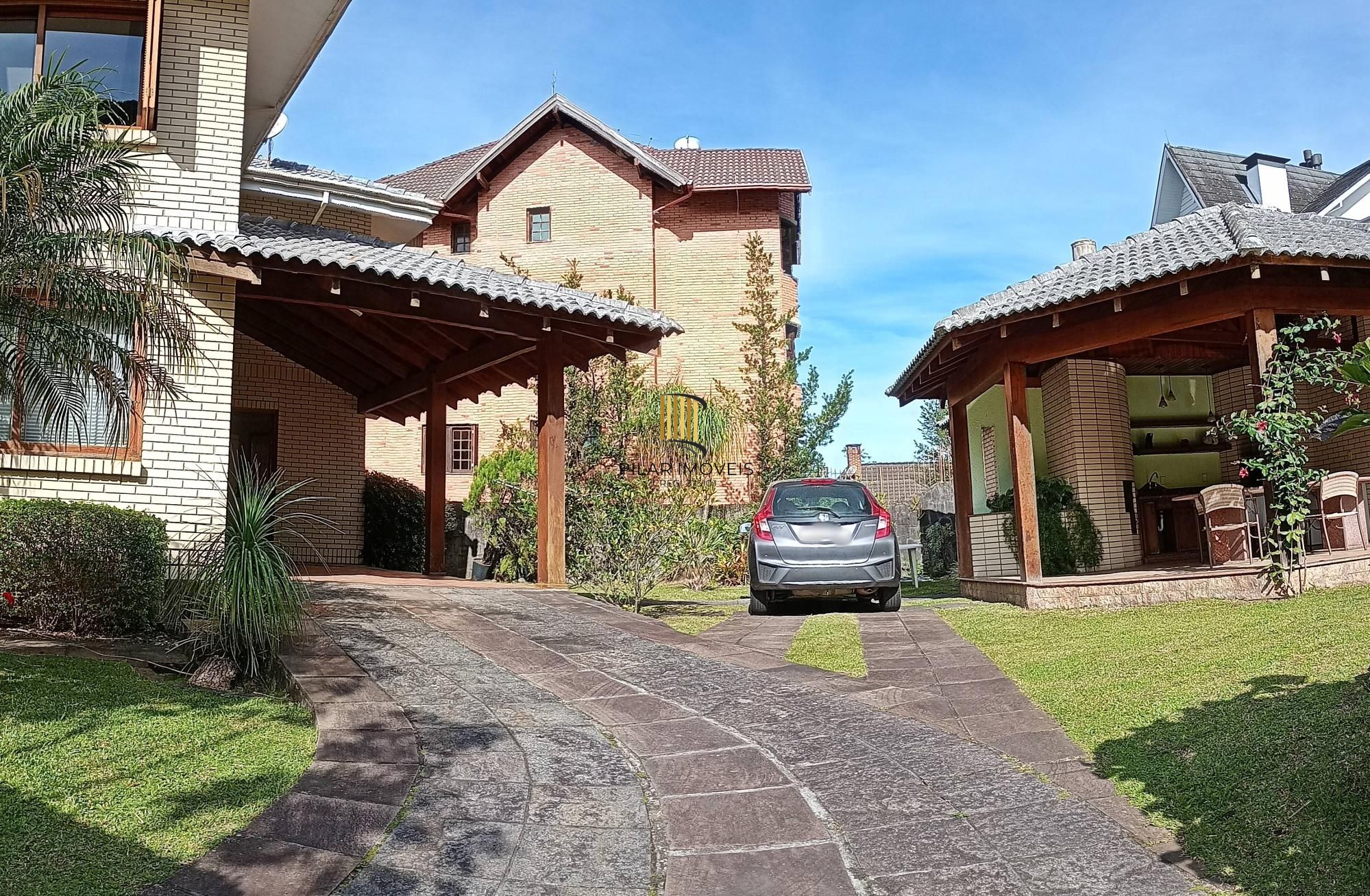 Casa em Canela, Alto Padrão, Mobiliada 390m2