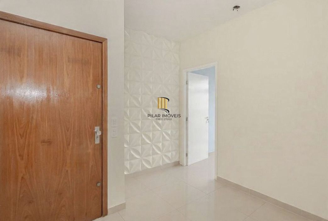 Sala Comercial Reformada no Centro Histórico | 46m² | Portaria 24h