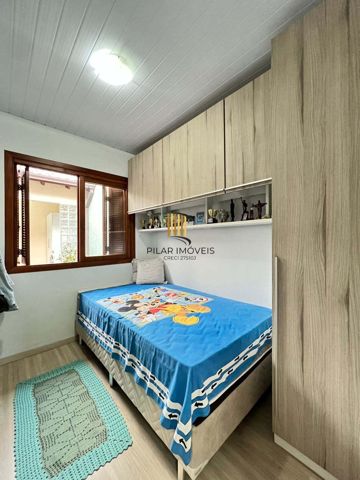 Casa na zonal de 3 dormitórios