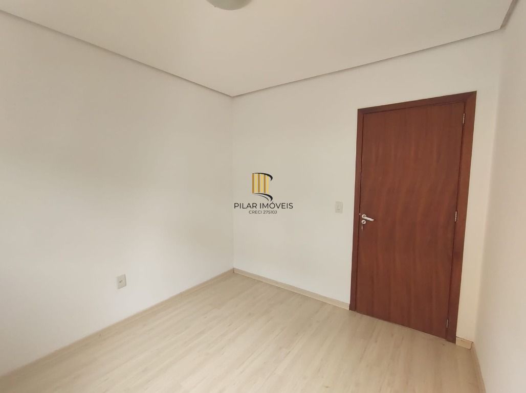 Casa 3 dorm. 1 Suíte + 3 vagas 223m² Cavalhada - Porto Alegre
