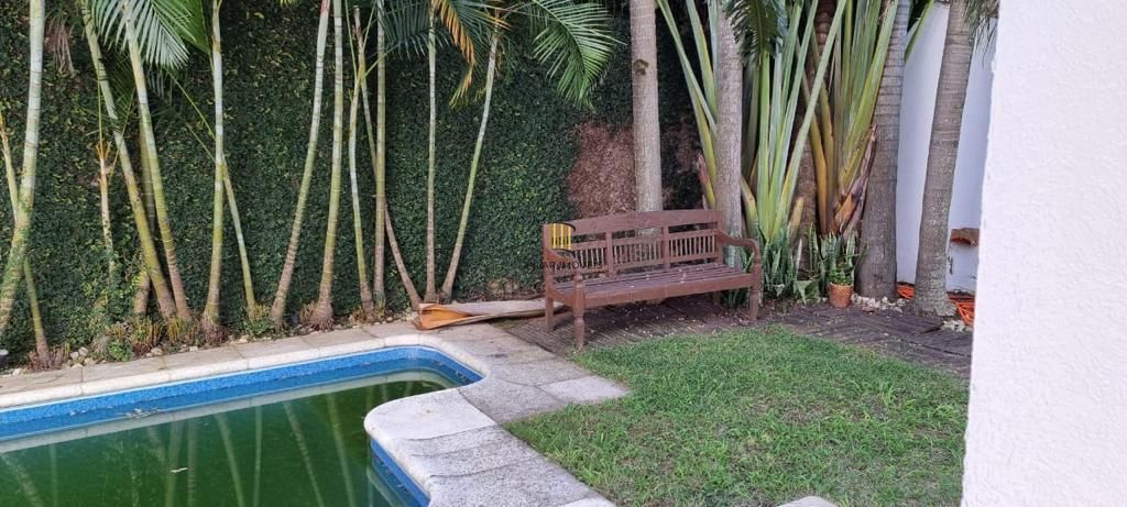 Casa com 3 suítes e piscina no Boa Vista