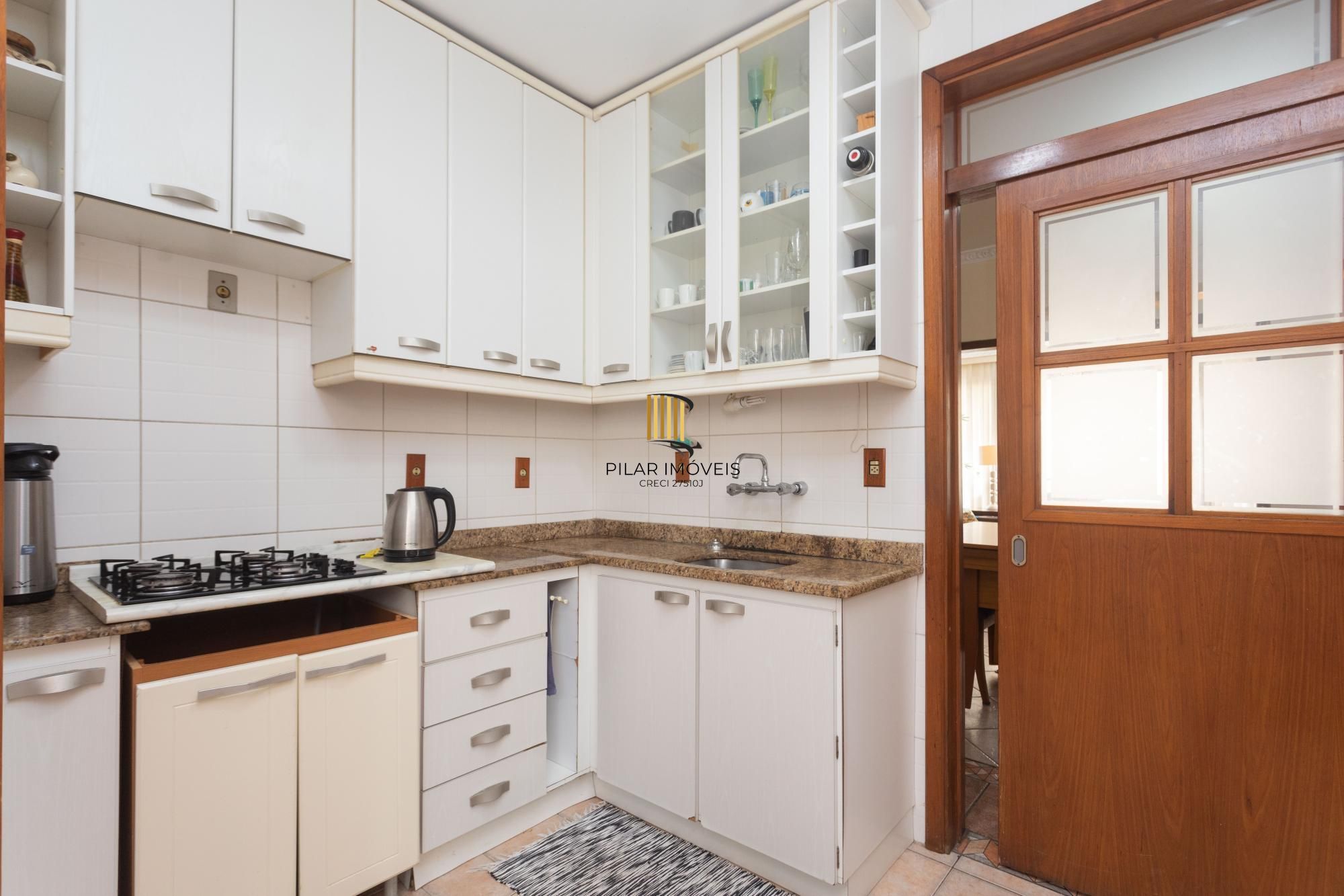 Apartamento 3 Dormitórios com Suíte e Garagem na Cidade Baixa – Próximo à Redenção