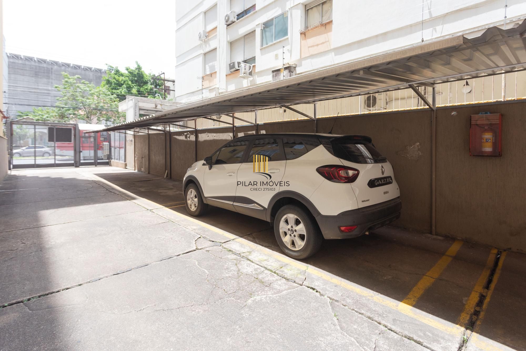 Apartamento 3 Dormitórios com Suíte e Garagem na Cidade Baixa – Próximo à Redenção