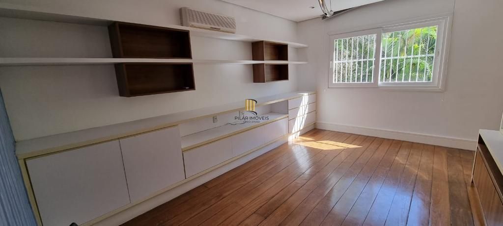 Casa com 3 suítes e piscina no Boa Vista